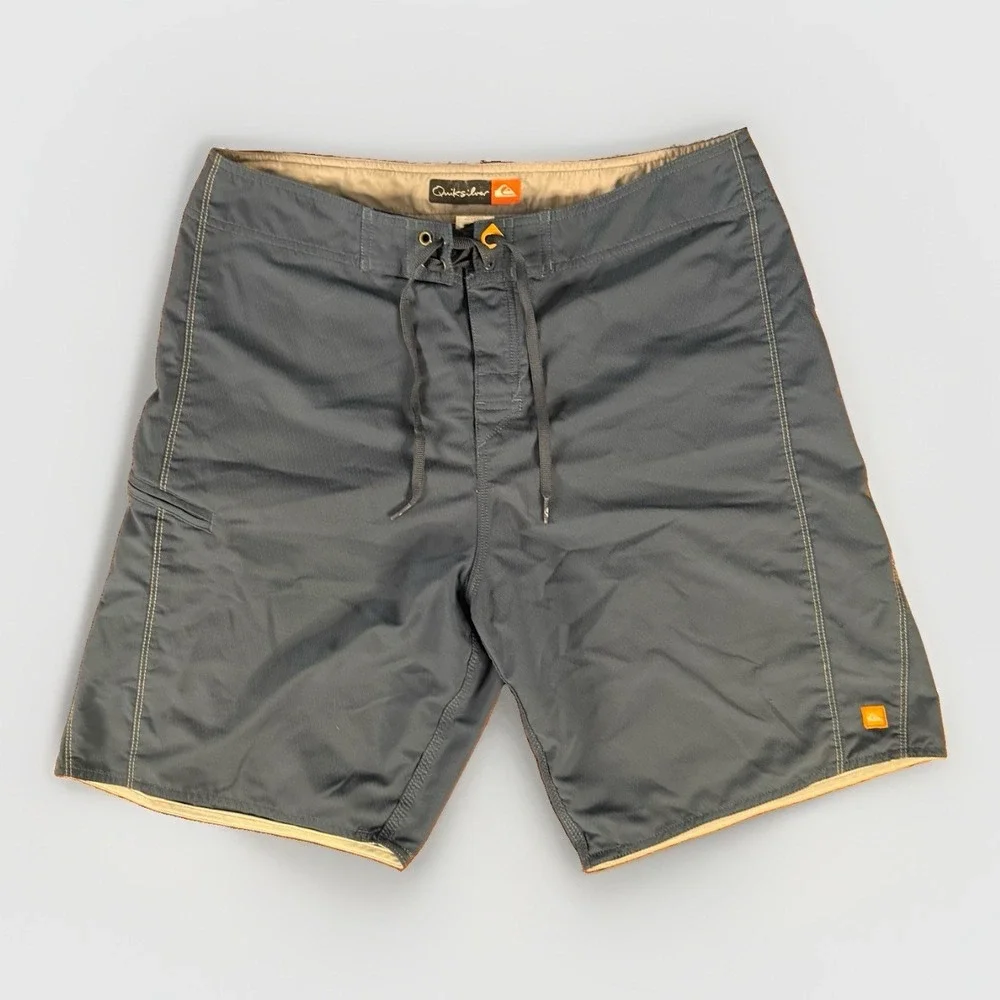 Quiksilver Men's Everyday Solid Boardshorts In A Slate Blue Beach/Surf Size 36